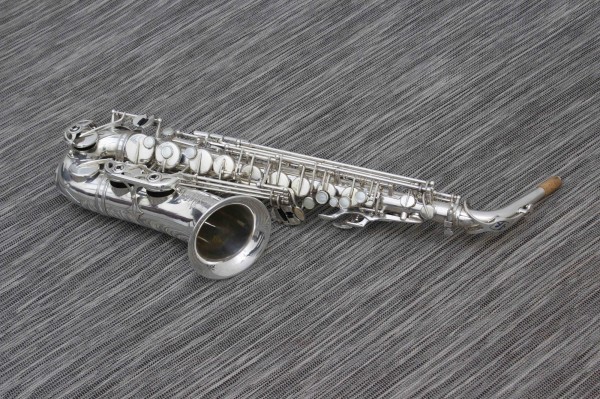 SELMER SAXOPHONE ALTO MARK VI argenté [ année 1963, avec fa# aigu, 1er main]
